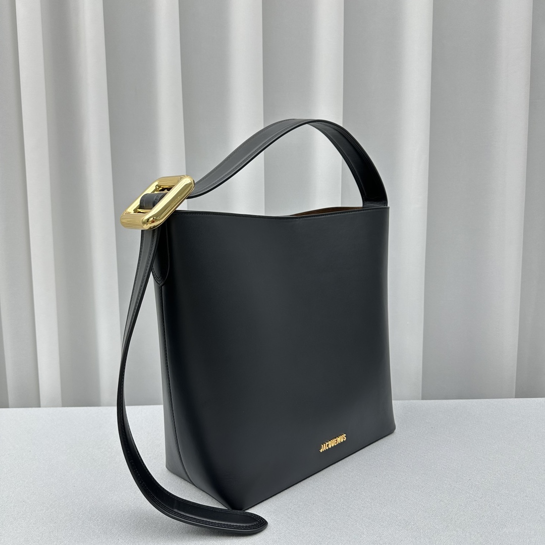 Jacquemus Bucket Bags